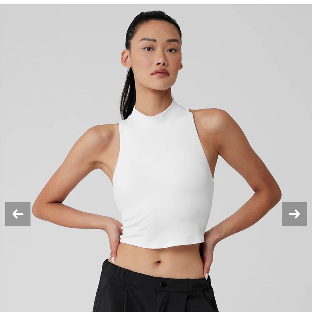 Alo white top that bra tank top size small